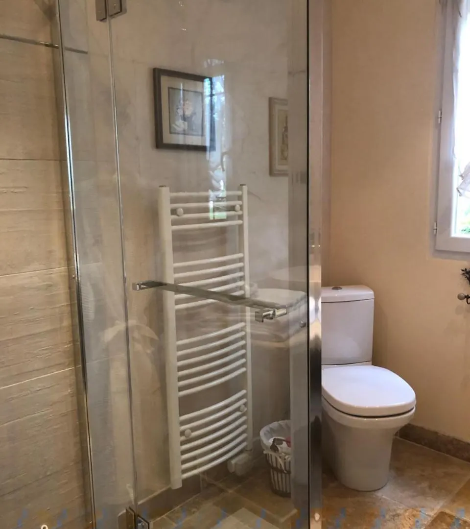 Mas De L'Olivette Bed & Breakfast Cotignac